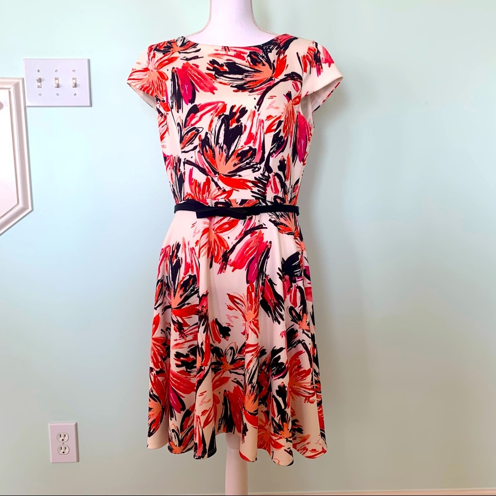 Gabby Skye Floral Print Stretch Open Back Dress 12